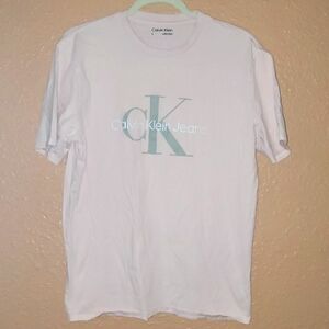 Never Worn Calvin Klein T-shirt